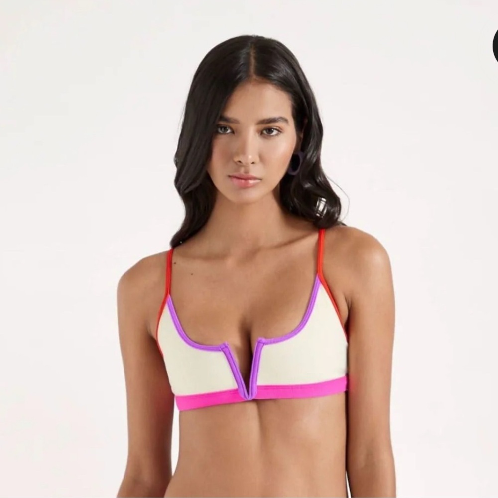 OneOne Women's Jenna Bikini Top